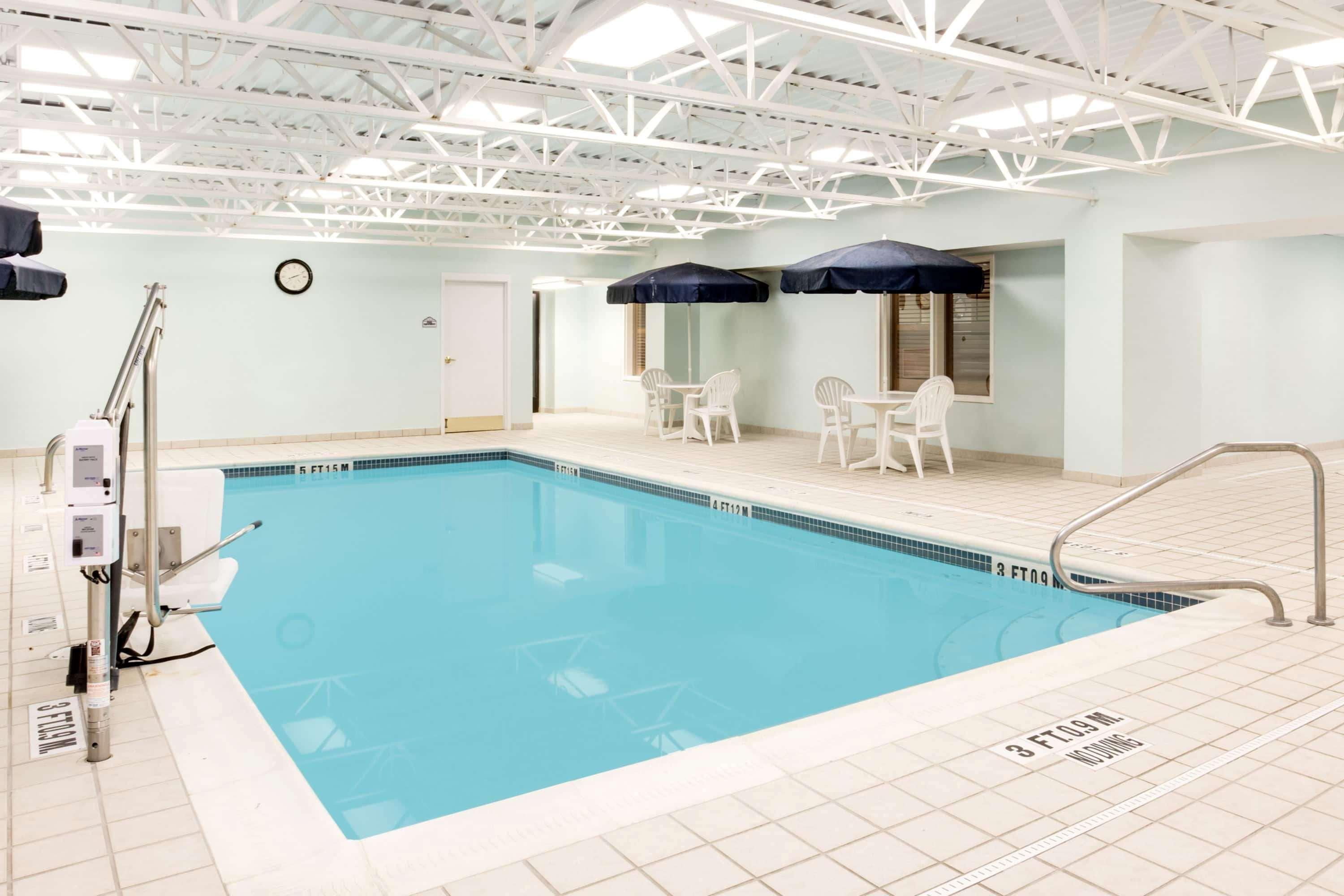 Hotel Wingate By Wyndham Bridgeport Clarksburg Zewnętrze zdjęcie